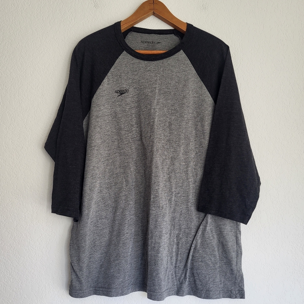 Speedo Men's Charcoal and Black Long Sleeve Tee